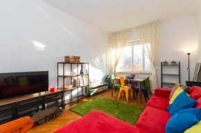 Lungo Po Riverview Apartment